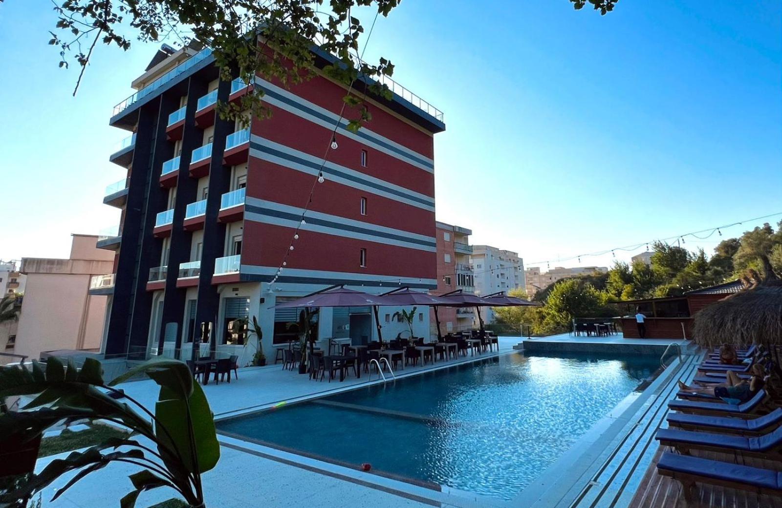 Olivia'S Hill Resort Kryemëdhenji Exterior photo